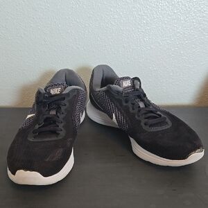 Nike Revolution Black Running Shoes Size 8